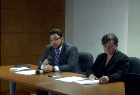 Carlos Menocal y Claudia Paz, ministro de Gobernación y fiscal General. (Foto Prensa Libre: Keneth Cruz)