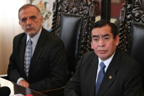 El presidente de la CSJ y el jefe de Cicig analizan cambios en el sector justicia (foto Prensa Libre; Paulo Raquec)<br _mce_bogus="1"/>