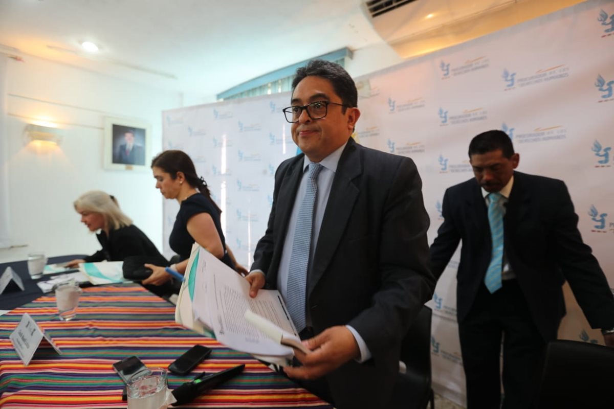 El PDH, Jordán Rodas, apeló en la Corte de Constitucionalidad el amparo otorgado por la CSJ a su presidente, con el que se ordena una investigación. (Foto Prensa Libre: Óscar Rivas)