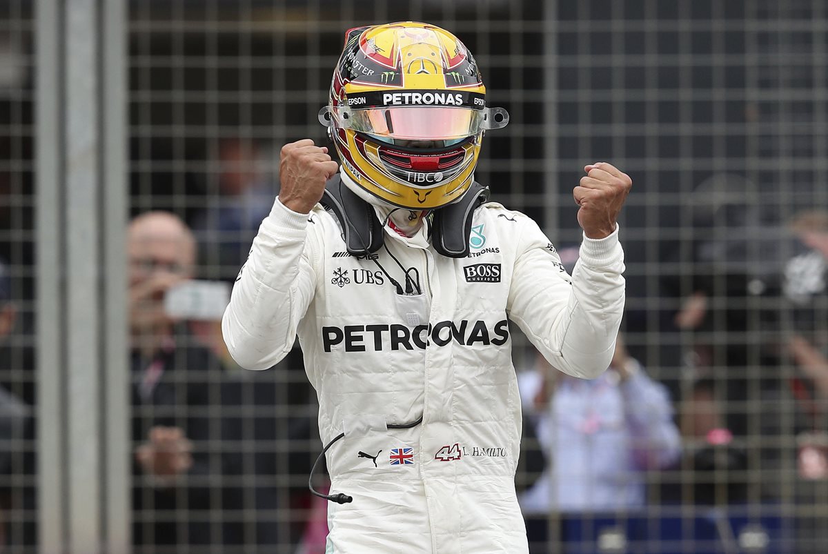 Hamilton seguirá haciendo historia en la Fórmula Uno. (Foto Prensa Libre: AP)