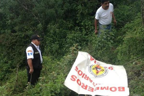 Bomberos voluntarios y peritos del Ministerio Público identificaron el  cuerpo del hombre como Antonio Quisquiná Yaxón, de 65 años de edad,  originario del caserío el adelanto pujujil II.