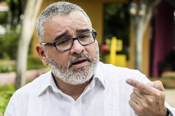 Un juzgado salvadoreño ordena la captura del expresidente Mauricio Funes, asilado en Nicaragua, acusado de delitos de corrupción. (Foto Prensa Libre:AFP).