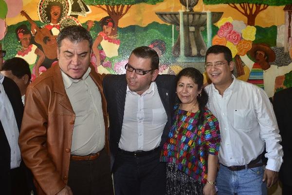 baldizón presentó detalles de proyecto político  para el 2013.