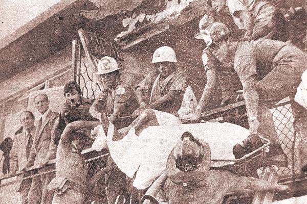 La quema de la Embajada de España se registró el 31 de enero de 1980. (Foto Prensa Libre: Archivo)