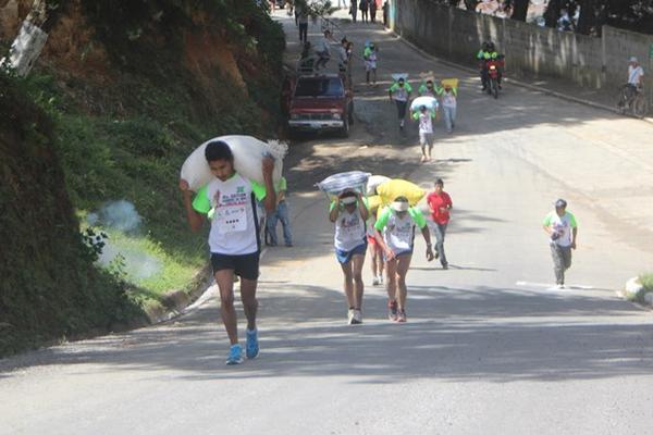 El primer lugar lo obtuvo Santiago Pacay Garcia, de Xucabeb, Cobán;  seguido de Humberto Pacay Cabnal, de Xucabeb, Cobán; Malaquias Wenswslao  Chen López, de Santa Cruz Verapaz, y  Edgar Xo López. de Santa Cruz  Verapaz.  El ultimo lugar lo consiguió Ubaldo wilfredo Cahuec Có, jven  que a corrido las cuatro ediciones.