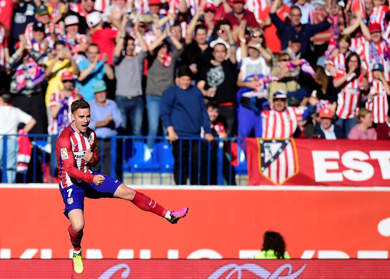 Griezmann dio los tres puntos importantes al Atlético. (Foto Prensa Libre: AFP)