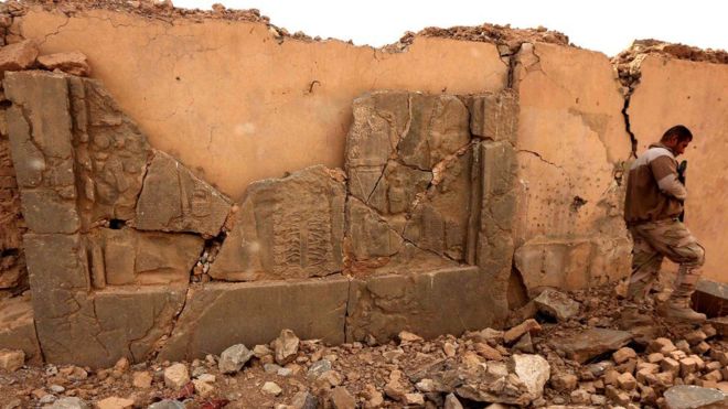 EI destruyó numerosos lugares arqueológicos en Mosul. GETTY IMAGES