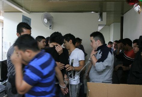 Los sindicados de ser parte de una banda que se dedicaba a clonar tarjetas de crédito y débito fueron ligados a cuatro delitos por la jueza octava Penal.