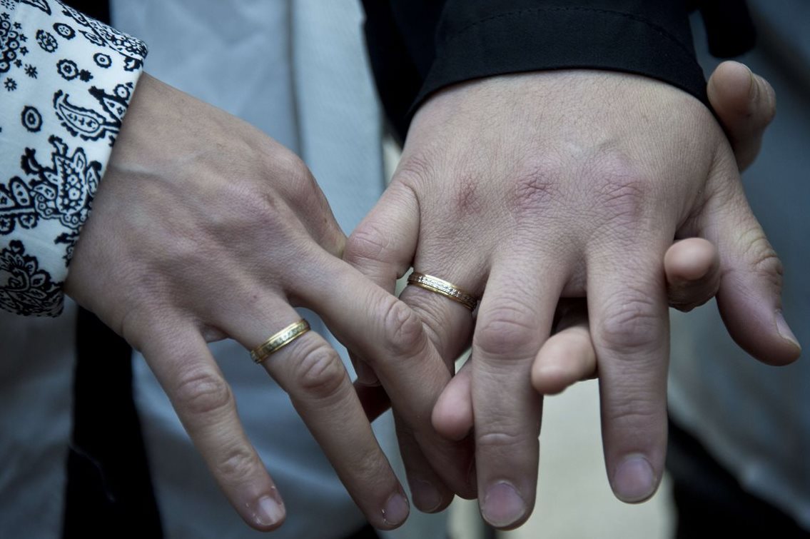Ilustración. El matrimonio entre personas del mismo sexo está autorizado desde el 2010 por ley en Argentina.(Foto Prensa Libre: AFP).