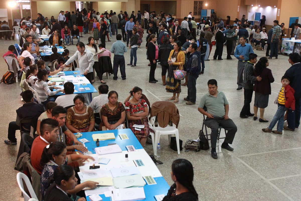 Sesión del consejo permanente fue suspendido por ho haber resultados sobre votaciones. (Foto Prensa Libre: Hemeroteca PL)
