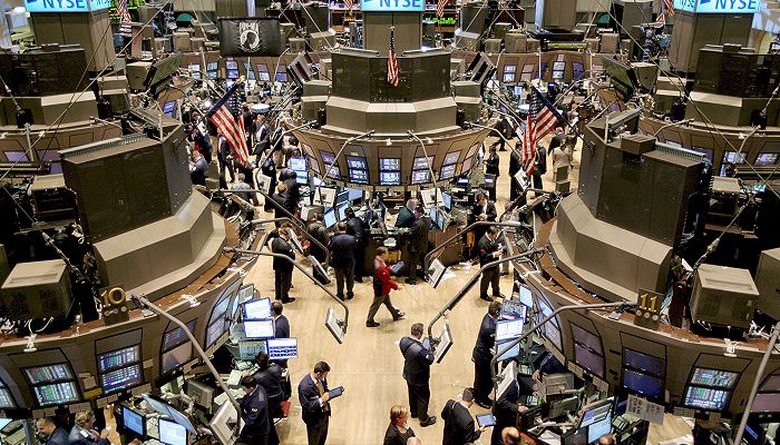 Las bolsas de valores tambalearon la noche del martes antes que se anunciara el triunfo de Donald Trump. (Foto Prensa Libre: internet)