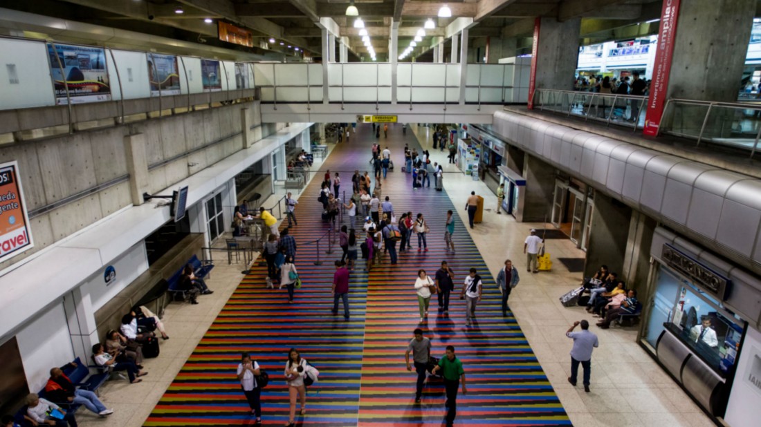 Decisión de compañía afectará viajes a Venezuela. (Foto Prensa Libre: AFP)