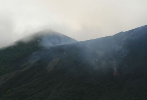 El volcán de Pacaya tiende a aumentar su actividad. (Foto Prensa Libre: Archivo)