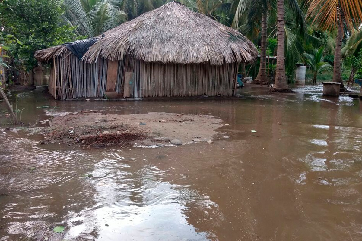 El desbordamiento de los ríos es la principal causa de inundaciones en los municipios de la zona costera de San Marcos. (Foto Prensa Libre: Whitmer Barrera)