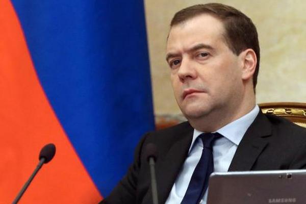 El primer ministro ruso, Dimitry Medvedev, durante una reunión en Moscú. (Foto Prensa Libre: AFP).