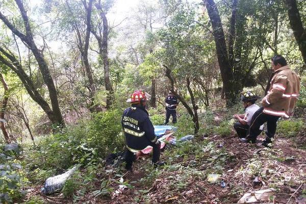 Cinco cadáveres son localizados en aldea San Mateo Milpas Altas, Antigua Guatemala. (Foto Prensa Libre: Miguel López).<strong></strong>