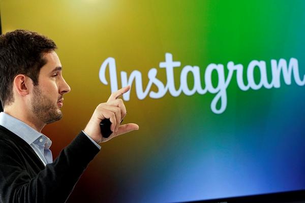Kevin Systrom, cofundador de Instagram, da a conocer las novedes de la red social (Foto prensa Libre: AP).