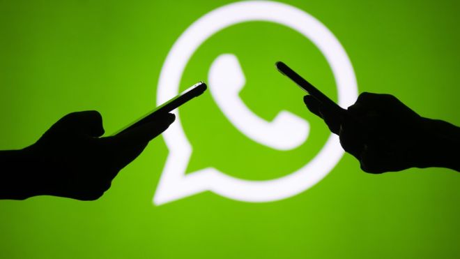 Ser administrador de un grupo de WhatsApp es un arma de doble filo. (GETTY IMAGES)