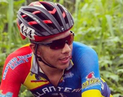 Muere el ciclista Wilber Ruiz en una caída en plena competencia