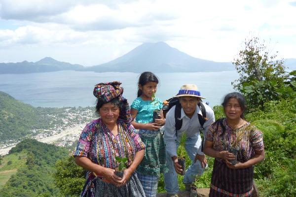 "Aj Sotz'" kan ja —en Atitlán— tiene un significado místico, ancestral, histórico y energético. En este lugar se encuentra la sabiduría de mis abuelos". (Foto Prensa Libre: Santos Cortez)