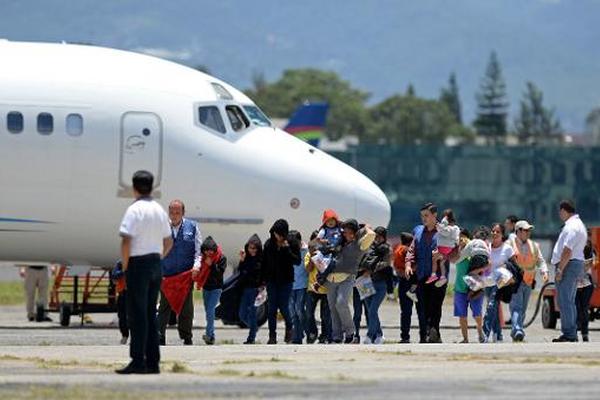 Aumentan 11.1%  connacionales expulsados de EE. UU.