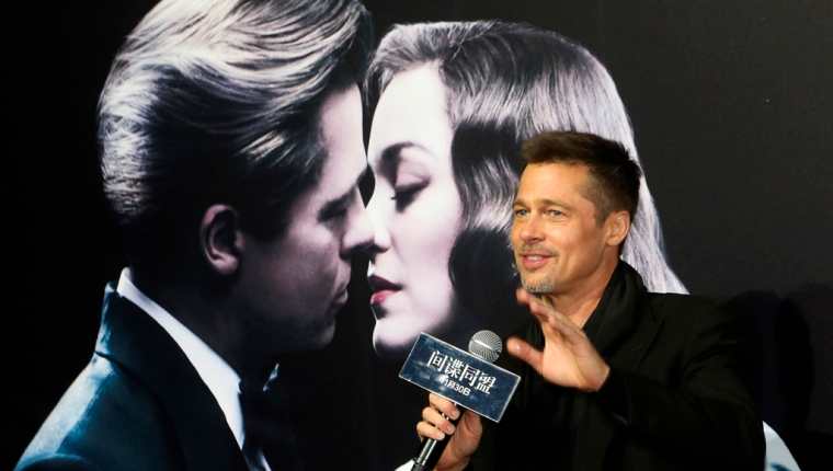 Brad Pitt promociona el filme Allied.(Foto Prensa Libre: AP)
