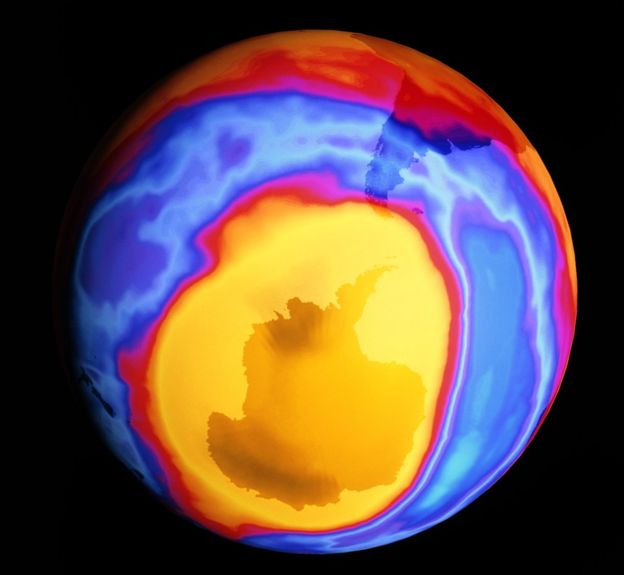 Así se veía la capa de ozono sobre la Antártida en el año 2000. NASA