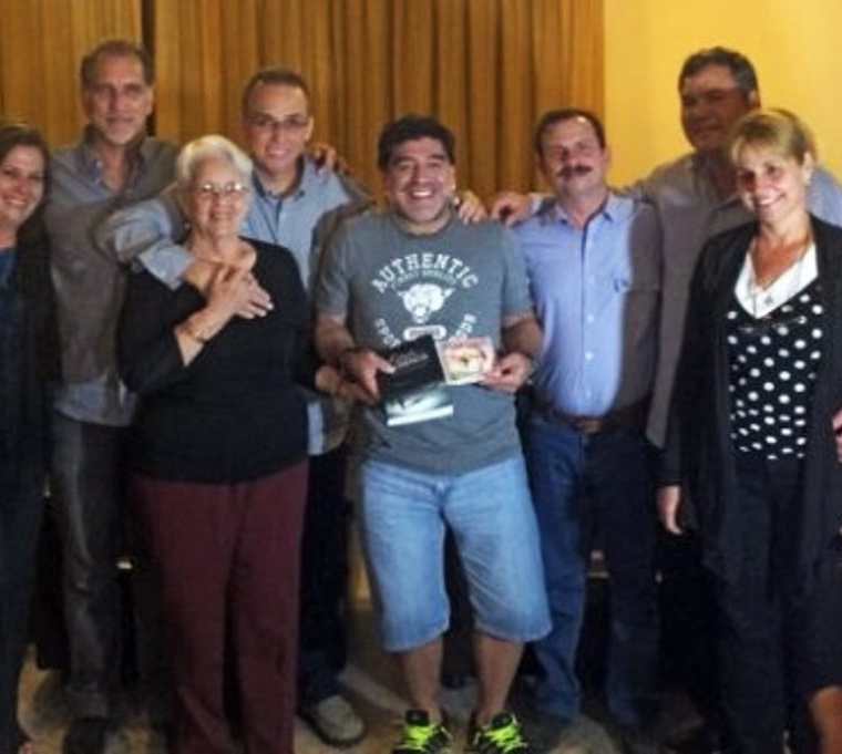 Diego Maradona buscó nuevamente que le otorgaran la visa de Estados Unidos, pero fue negada. (Foto Prensa Libre: Hemeroteca PL)