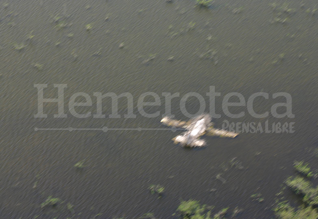 En ese entonces fueron abandonadas 15 avionetas en el área protegida de la Laguna. (Foto: Hemeroteca PL)