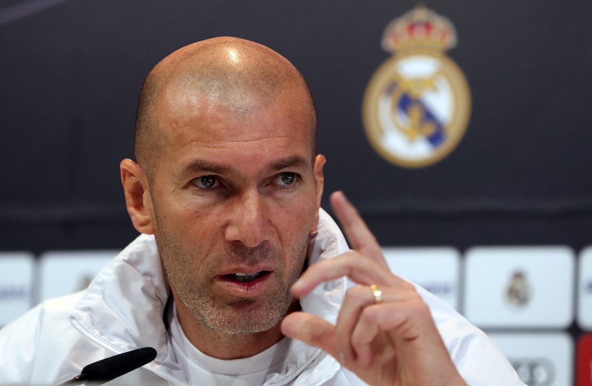 Zidane ha sido criticado por los últimos resultados del Real Madrid. (Foto Prensa Libre: EFE)