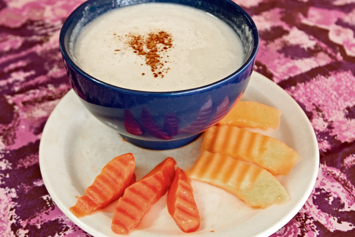 La avena con leche constituye un sustancioso desayuno.(Foto Prensa Libre: Ángel Elías).