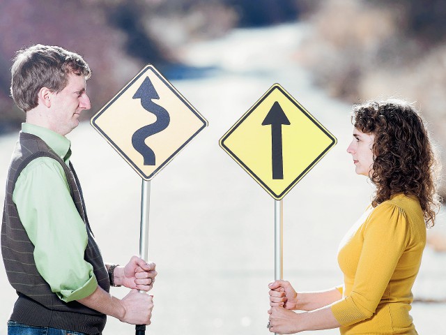 Un estudio encontró que los integrantes de parejas infelices tienen una tensión arterial más alta. (Foto Prensa Libre: EFE).