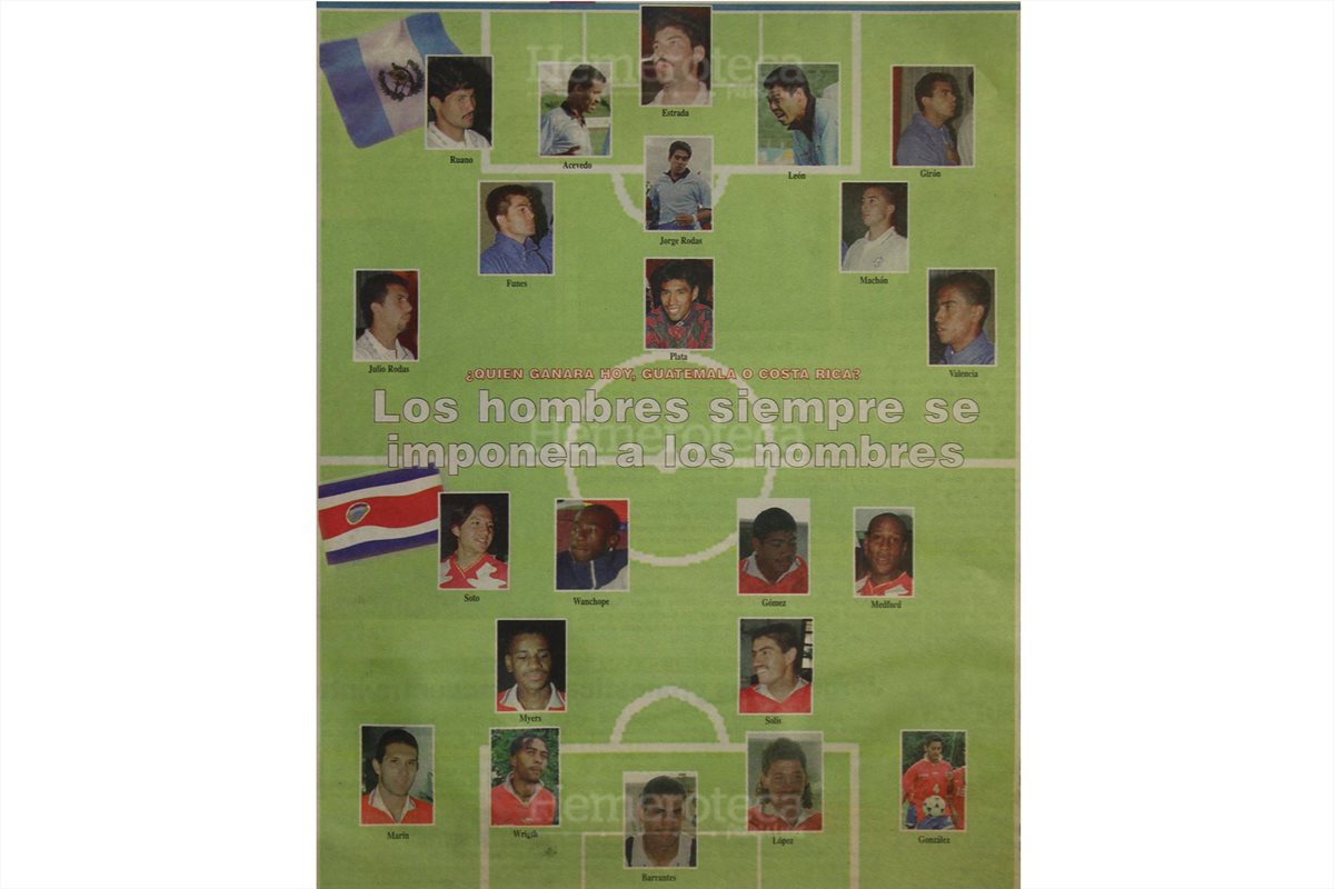 La nómina de seleccionados  de Guatemala y Costa Rica quienes se enfrentarían el 16 de octubre 1996 para asistir al Mundial Francia 98. (Foto Hemeroteca PL)