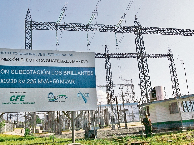 Importación de energía haría necesario aumentar la capacidad de la subestación Los Brillantes en Retalhuleu. (Foto Prensa Libre: Hemeroteca)