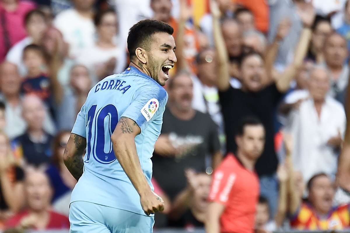 Ángel Correa anotó el gol de la ventaja parcial del Atlético de Madrid. (Foto Prensa Libre: AFP)