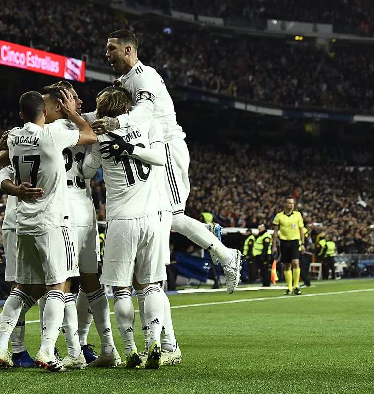 Así celebraron la victoria los jugadores del Real Madrid. (Foto Prensa Libre: AFP)