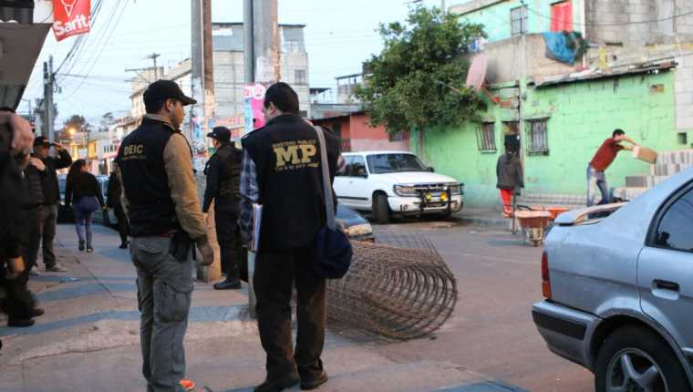 El MP confirmó que buscaban a una estructura de imitadores que, haciendo creer que eran pandilleros, extorsionaban a empresas y comercios. (Foto Prensa Libre: MP)