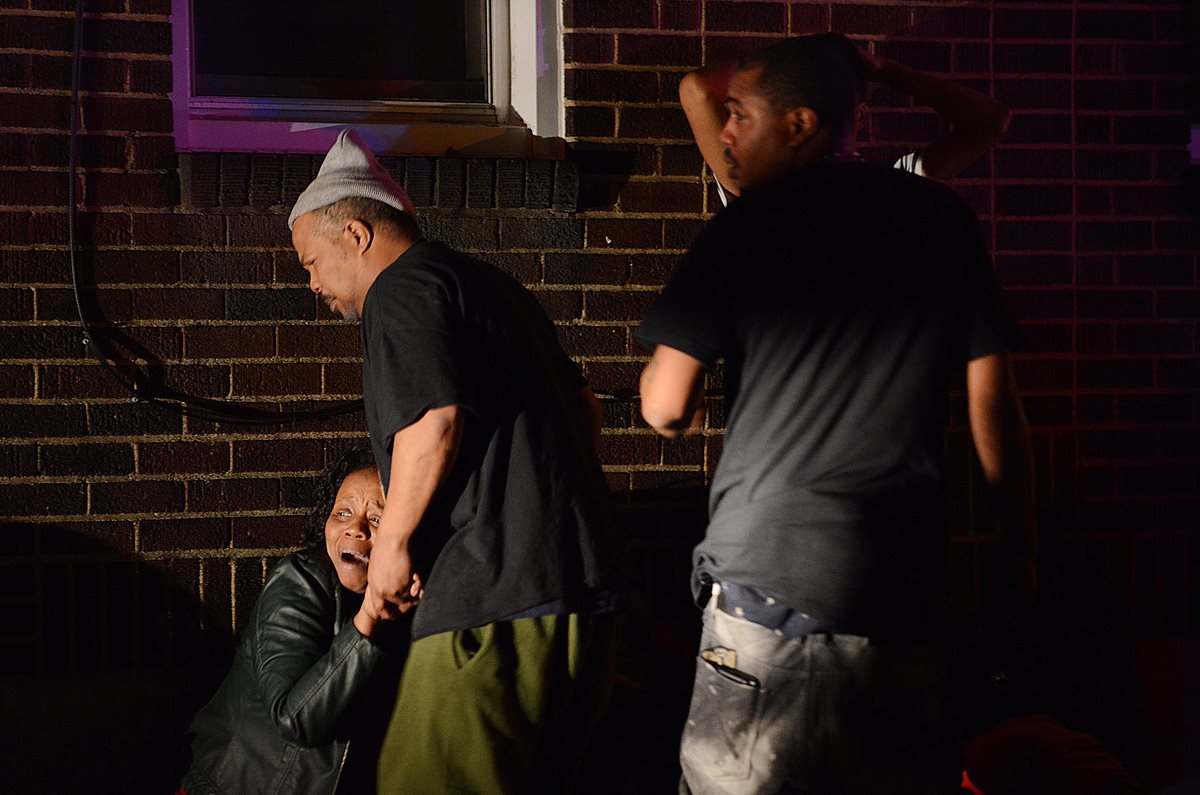 Horas de pánico se vivieron durante la noche del miércoles por una balacera en Pensilvania. (Foto Prensa Libre: AP)