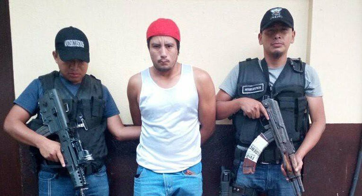 Heriberto Efraín Quezada Damián fue capturado en Escuintla, por fingir un secuestro. (Foto Prensa Libre: Cortesía PNC)
