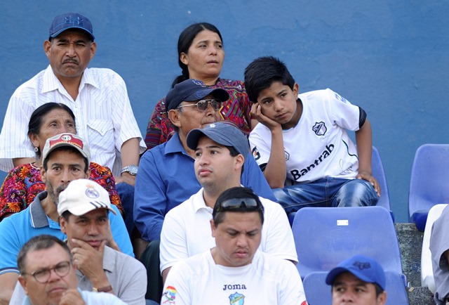 Comunicaciones sigue siendo uno de los equipos más afectados por la afluencia de poca afición al estadio. (Foto Prensa Libre: Francisco Sánchez)
