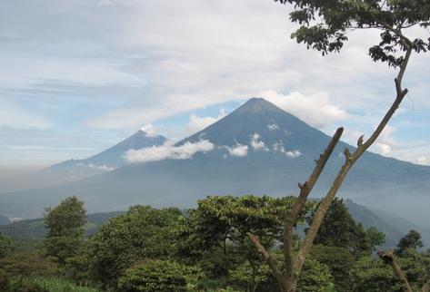 Vista desde el volcan de Acatenango en Chimaltenango. (Foto Prensa Libre: Archivo)