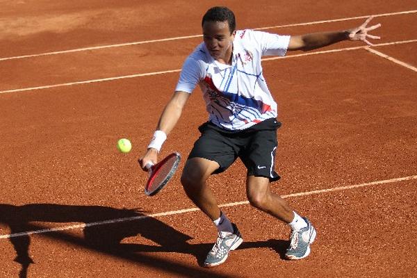 Wilfredo Barahona fue determinante para la cómoda victoria de Club Hércules contra el Club Alemán. (Foto Prensa Libre: Jorge Ovalle)