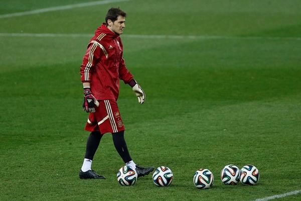 Iker Casillas, portero español, es la gran esperanza para su selección en el Mundial de Brasil 2014. (Foto Prensa Libre: Archivo)