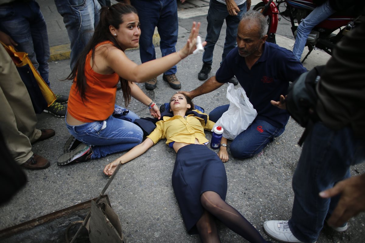 En la jornada del miércoles murieron un adolescente de 17 años en Caracas y una joven de 23 en San Cristóbal.
