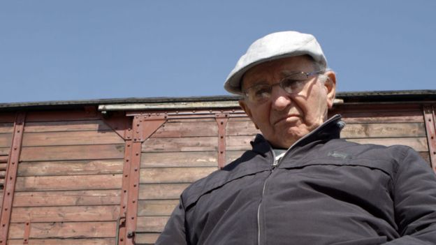 Gartner regresó al campo de concentración de Auschwitz para el documental del cineasta Marcio Pitliuk. Su misión es ser un testimonio viviente para que el pasado no se repita. ENDY ALBUQUERQUE