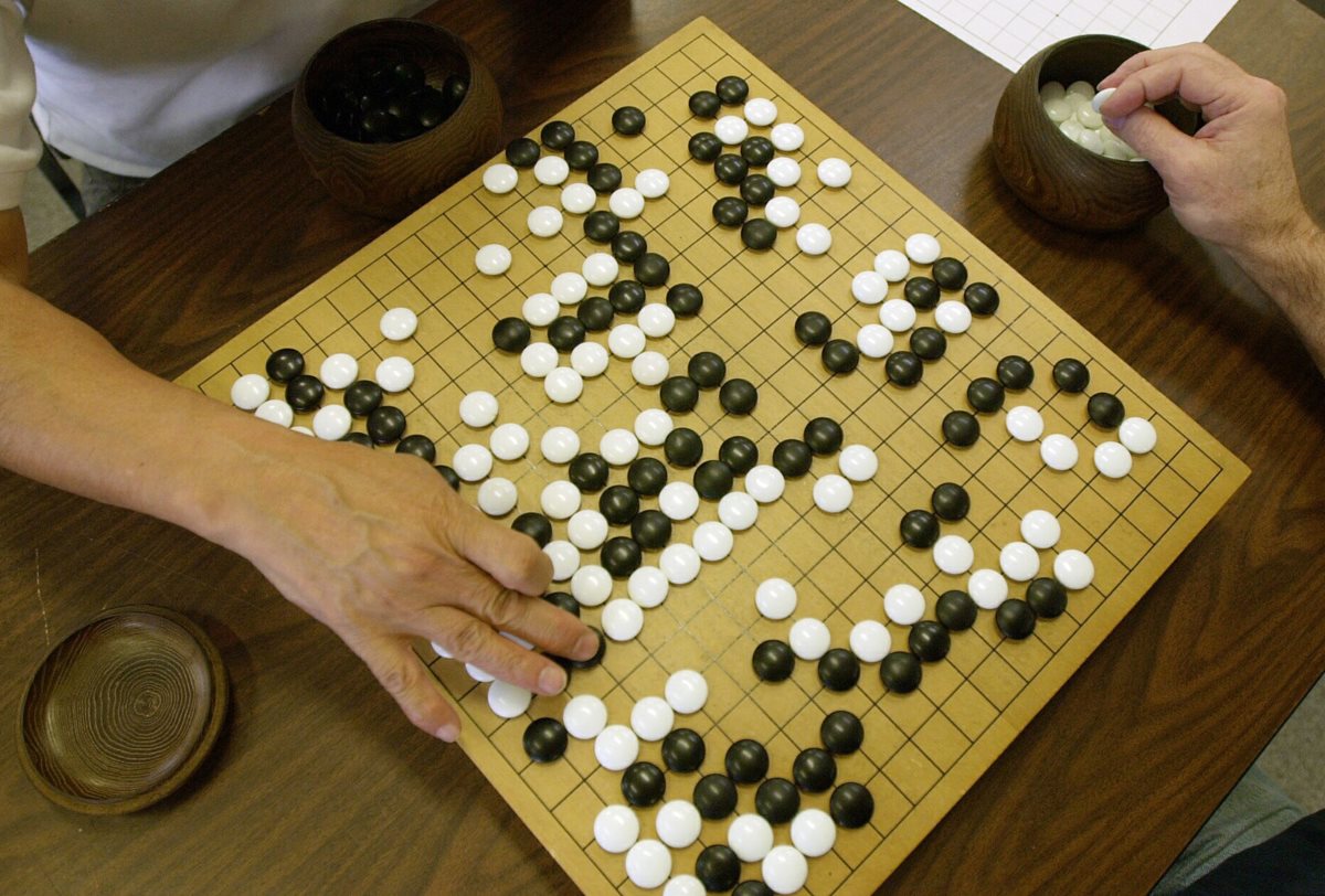 Go es un juego de más de 2 mil años de antigüedad (Foto Prensa Libre: AP).
