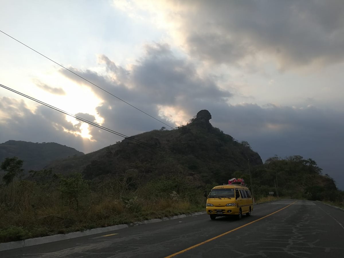 Debido a su altura, muchos escaladores buscan la Montaña Tres Picachos, en Escuintla. (Foto Prensa Libre: César Pérez)