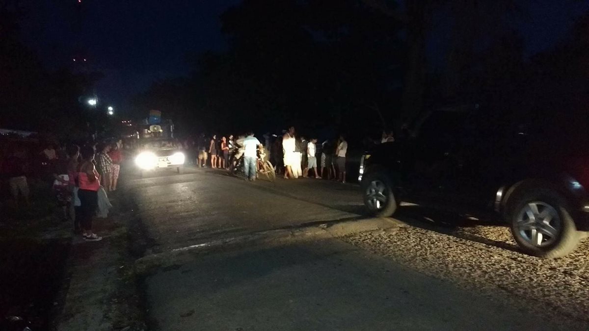 Lugar donde fue asesinado el piloto del microbús en Jutiapa. (Foto Prensa Libre: Radio Jutiapa).