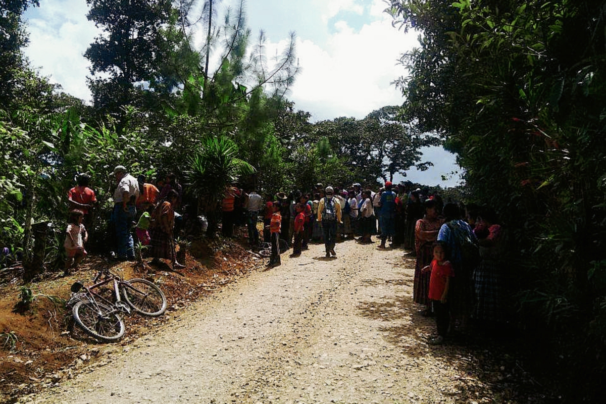 Vecinos de  comunidades de  San Cristóbal Verapaz, Alta Verapaz, se alarman por muerte de dos hombres. (Foto Prensa Libre: Eduardo Sam Chun)