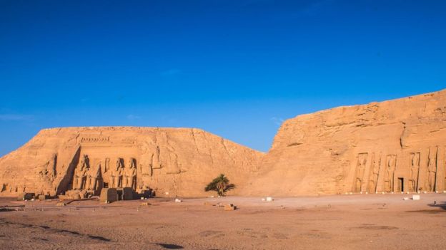 Un inmenso esfuerzo de preservación salvó los templos de Abu Simbel de un destino acuoso. SIEMPREVERDE22/ISTOCK/GETTY IMAGES